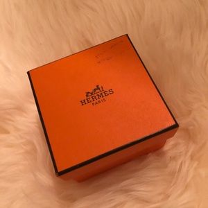 Hermès Box w/ Ribbon
